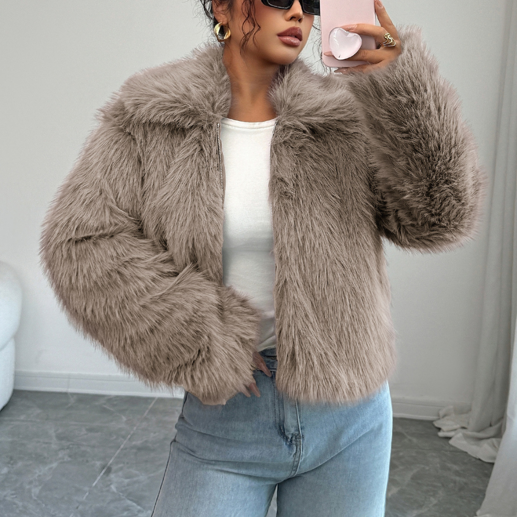 Fluffy Elegance Long-Sleeve jacket